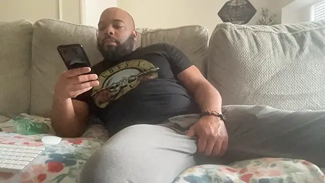 Snapshot of Bbcfun44 chatting on March 6, 2025, 8:59 pm Bbcfun44 online show from March 6, 2025, 8:59 pm