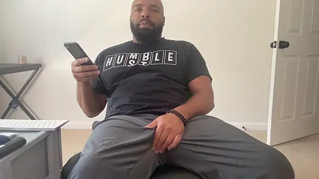 Snapshot of Bbcfun44 chatting on September 15, 2025, 3:56 pm Bbcfun44 online show from September 15, 2025, 3:56 pm