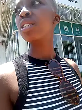 sexypetitexdoll23 online show from January 31, 2025, 9:27 am