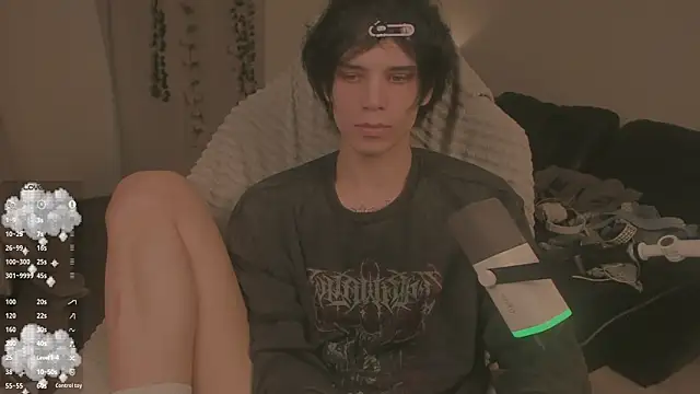 Snapshot of Wampeyes chatting on October 28, 2025, 10:47 am Wampeyes online show from October 28, 2025, 10:47 am