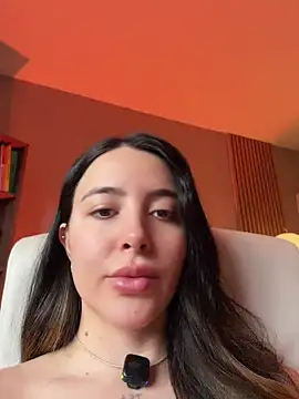 Snapshot of Alessia-miller_ chatting on July 27, 2026, 10:17 pm Alessia-miller online show from July 27, 2026, 10:17 pm