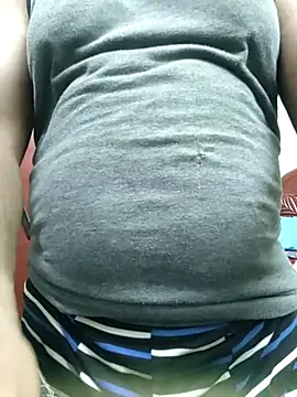 Snapshot of ShelfyOfferer chatting on October 9, 2025, 6:52 pm ShelfyOfferer online show from October 9, 2025, 6:52 pm