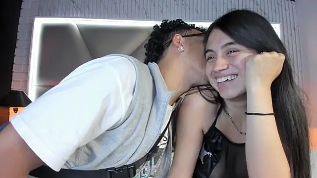 Snapshot of Bonny_Bonss chatting on March 9, 2025, 2:32 pm Bonny Bonss online show from March 9, 2025, 2:32 pm