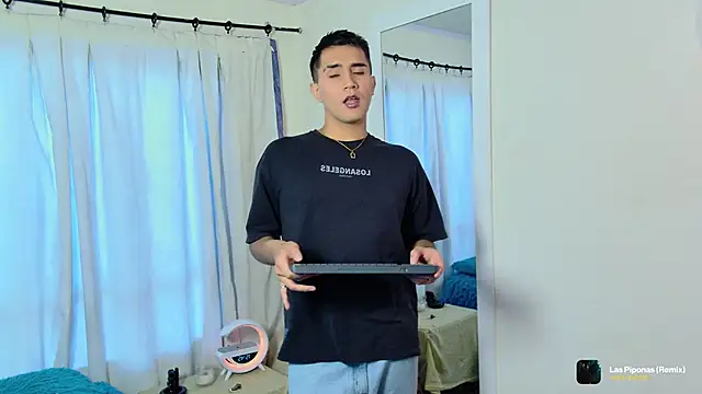 Snapshot of Chris_Maddox chatting on November 1, 2025, 8:46 pm Chris Maddox online show from November 1, 2025, 8:46 pm