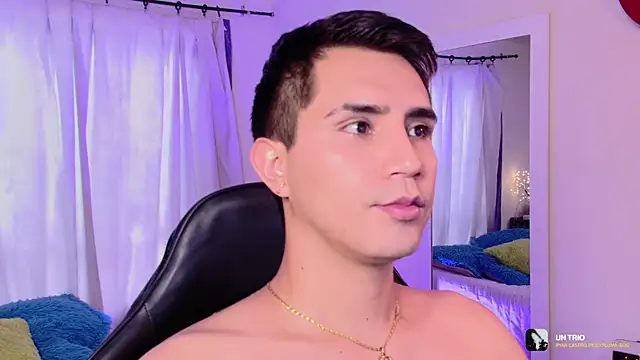 Snapshot of Chris_Maddox chatting on November 15, 2025, 7:29 pm Chris Maddox online show from November 15, 2025, 7:29 pm