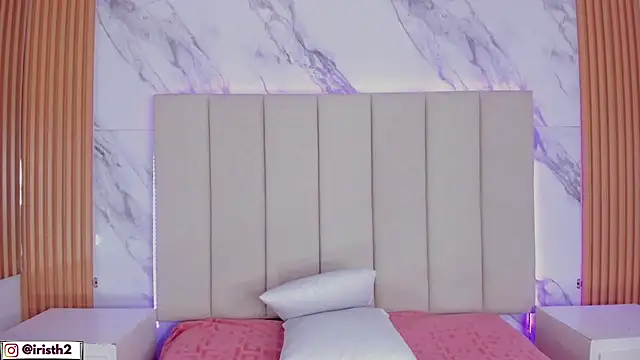 Iris Thompson  online show from December 15, 2025, 10:15 pm