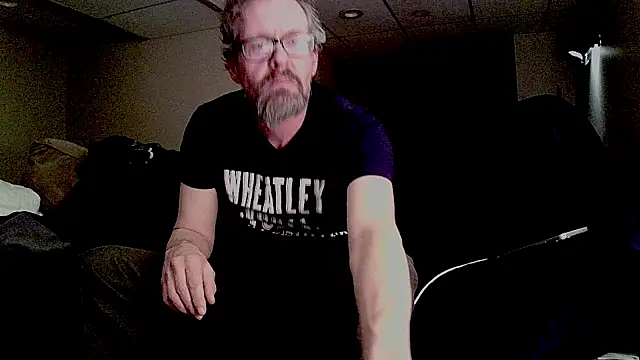 Snapshot of AronMellon76 chatting on March 3, 2026, 3:24 am AronMellon76 online show from March 3, 2026, 3:24 am