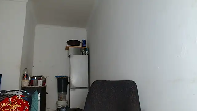 Hugetittiesxx2 online show from February 18, 2026, 4:21 am