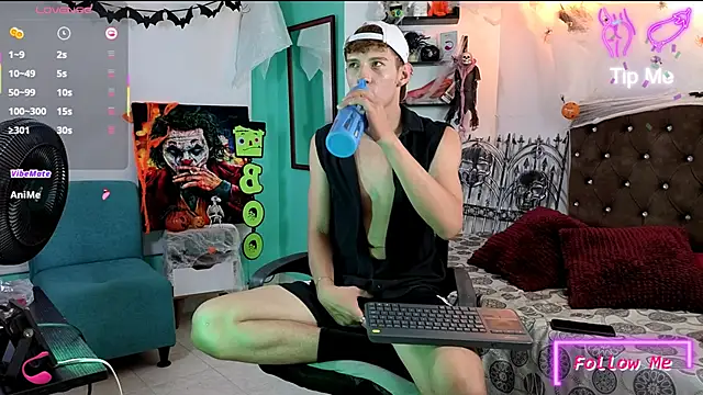 Snapshot of flowers18 chatting on October 21, 2025, 9:47 pm flowers18 online show from October 21, 2025, 9:47 pm