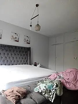 Drippincaty online show from November 17, 2025, 8:51 am