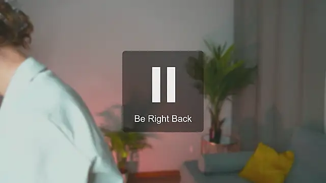 Snapshot of Curly_Moon chatting on March 16, 2025, 5:50 pm Curly Moon online show from March 16, 2025, 5:50 pm