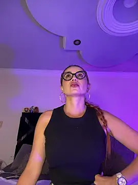 antonhella1 online show from March 20, 2026, 11:06 pm