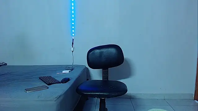 mikecoper 23 online show from November 11, 2025, 2:34 pm