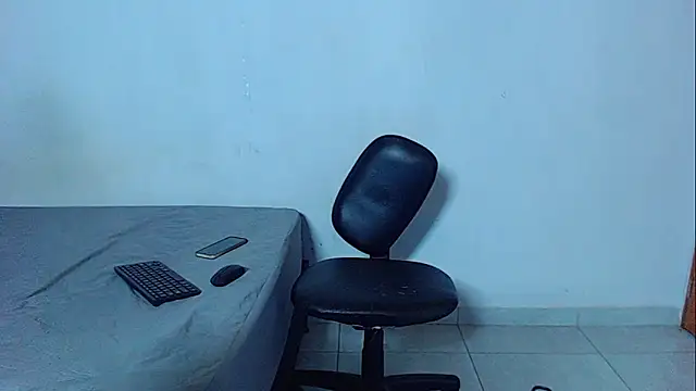 mikecoper 23 online show from March 30, 2026, 2:35 am