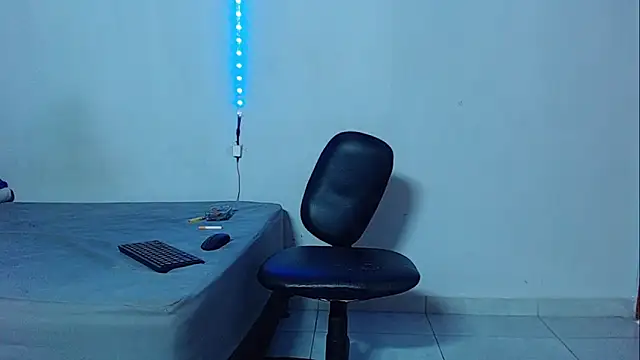 mikecoper 23 online show from November 10, 2025, 2:00 pm