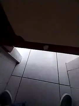 Whiper2024 online show from March 21, 2026, 4:44 pm