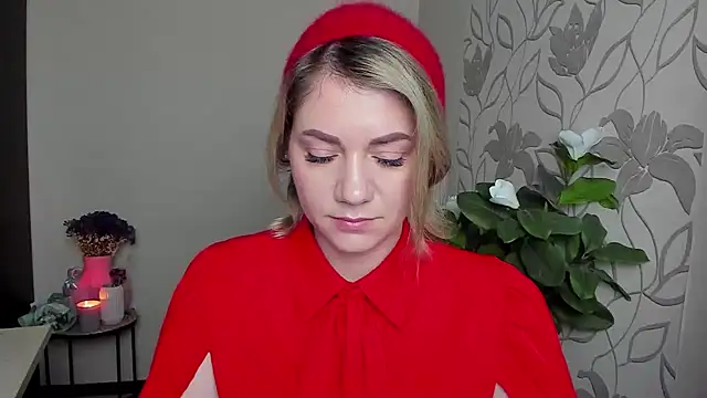 Snapshot of MariaSttone chatting on October 29, 2025, 9:36 pm MariaSttone online show from October 29, 2025, 9:36 pm