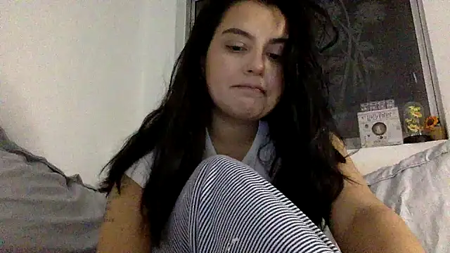 Snapshot of Mariasool chatting on February 25, 2025, 4:46 am Mariasool online show from February 25, 2025, 4:46 am