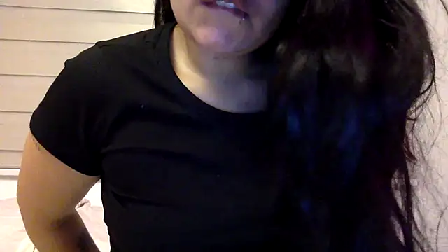 Snapshot of Mariasool chatting on October 2, 2025, 1:31 am Mariasool online show from October 2, 2025, 1:31 am