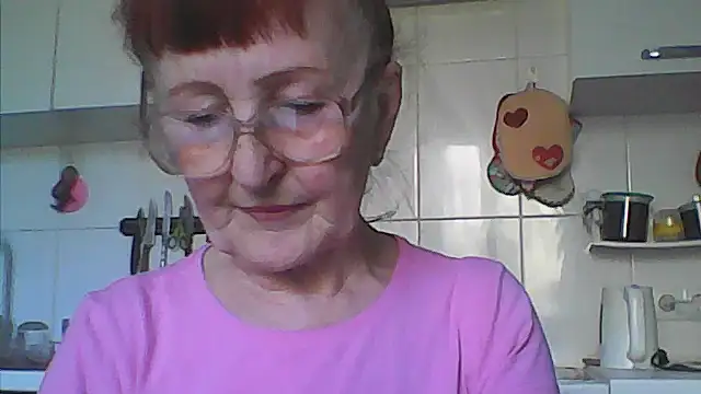 TanyaSweet634 online show from March 26, 2026, 6:22 am