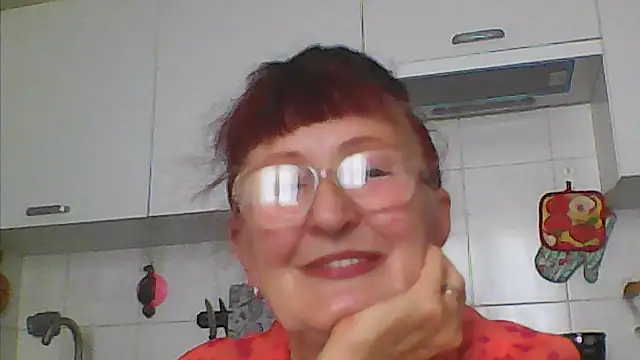 TanyaSweet634 online show from June 30, 2026, 6:02 am