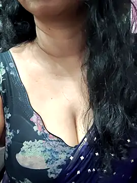 Snapshot of Bangarupapa chatting on February 3, 2026, 4:45 pm Bangarupapa online show from February 3, 2026, 4:45 pm