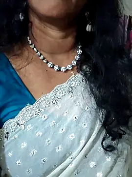 Snapshot of Bangarupapa chatting on February 17, 2026, 5:27 am Bangarupapa online show from February 17, 2026, 5:27 am