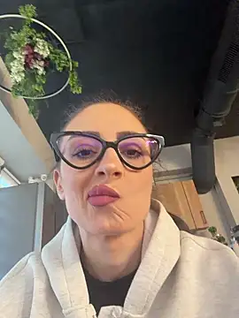 FeetVibe online show from February 25, 2026, 6:35 am