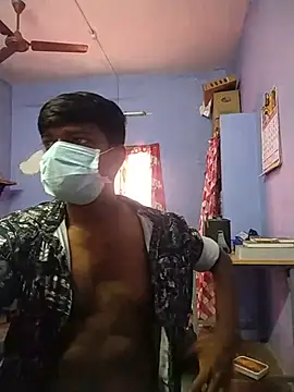 Tamilandteluguboy14 online show from May 18, 2026, 6:51 am