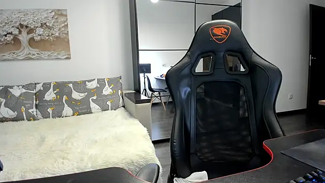 Snapshot of White_Dylan chatting on November 26, 2025, 1:00 pm White Dylan online show from November 26, 2025, 1:00 pm