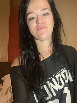 Snapshot of English-Chloe96 chatting on March 1, 2026, 8:25 am English-Chloe96 online show from March 1, 2026, 8:25 am