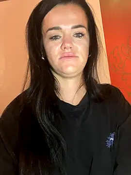 Snapshot of English-Chloe96 chatting on October 15, 2025, 3:38 am English-Chloe96 online show from October 15, 2025, 3:38 am