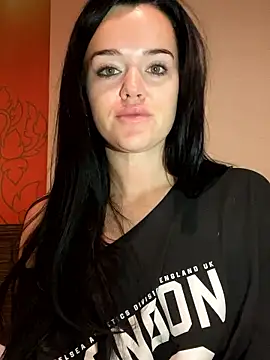 Snapshot of English-Chloe96 chatting on January 12, 2026, 5:09 pm English-Chloe96 online show from January 12, 2026, 5:09 pm