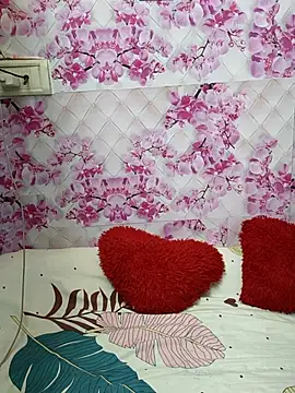 sandy naughty online show from July 24, 2026, 5:20 pm