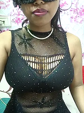 sandy naughty online show from July 16, 2026, 4:48 pm