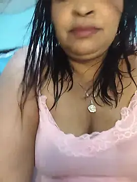 Snapshot of _violetta_- chatting on June 30, 2026, 11:38 pm violetta - online show from June 30, 2026, 11:38 pm