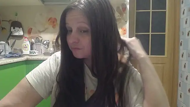 Snapshot of CatMelissa chatting on April 23, 2026, 9:49 pm CatMelissa online show from April 23, 2026, 9:49 pm