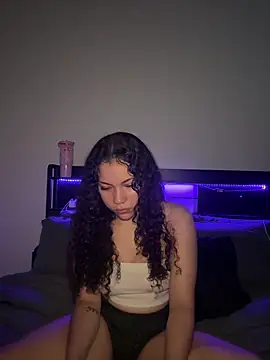 Snapshot of ladylavish chatting on September 26, 2025, 1:12 am ladylavish online show from September 26, 2025, 1:12 am