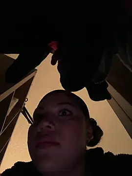 Snapshot of ladylavish chatting on December 15, 2024, 8:19 am ladylavish online show from December 15, 2024, 8:19 am