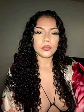 Snapshot of ladylavish chatting on October 5, 2025, 1:40 am ladylavish online show from October 5, 2025, 1:40 am