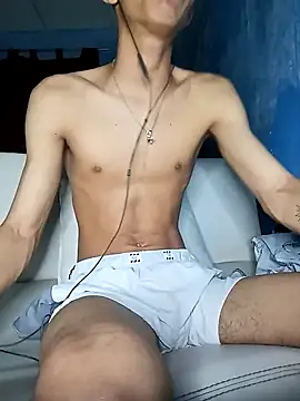 Snapshot of Key_198 chatting on February 28, 2025, 5:48 am Key 198 online show from February 28, 2025, 5:48 am