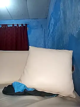 Snapshot of Key_198 chatting on February 14, 2025, 7:07 am Key 198 online show from February 14, 2025, 7:07 am