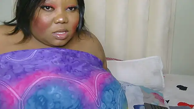 DAIRYBELLELIZxx online show from February 15, 2026, 1:39 am