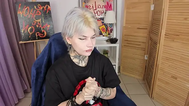 Snapshot of mekurisu chatting on January 10, 2026, 1:23 am mekurisu online show from January 10, 2026, 1:23 am