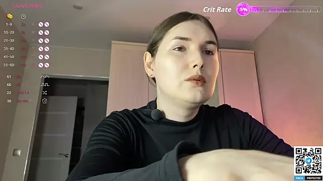 Snapshot of Maria_Bowie chatting on October 4, 2025, 7:32 am Maria Bowie online show from October 4, 2025, 7:32 am