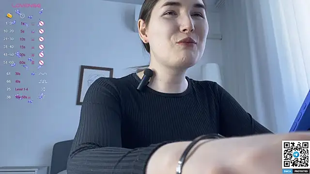 Snapshot of Maria_Bowie chatting on March 15, 2025, 12:02 pm Maria Bowie online show from March 15, 2025, 12:02 pm