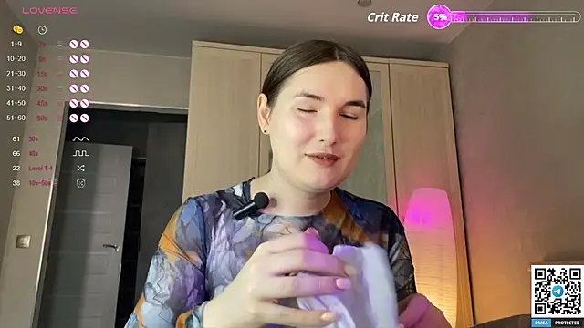 Snapshot of Maria_Bowie chatting on September 15, 2025, 7:42 am Maria Bowie online show from September 15, 2025, 7:42 am