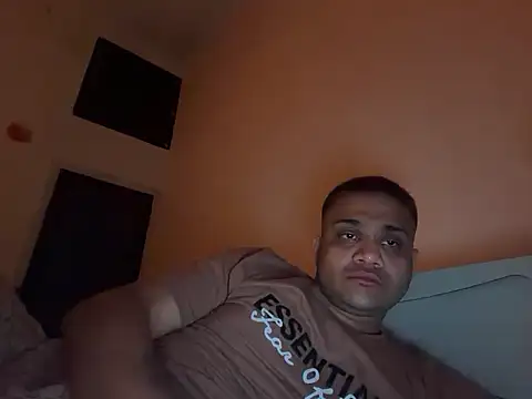 Snapshot of Rhythm_Rhyme chatting on October 19, 2025, 12:24 am Rhythm Rhyme online show from October 19, 2025, 12:24 am