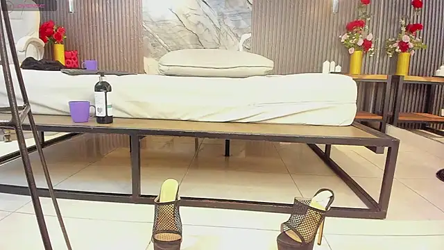 julietha taylor online show from March 16, 2026, 5:44 am