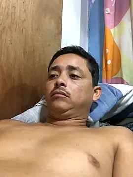 isacalejandroo online show from March 14, 2025, 11:53 pm